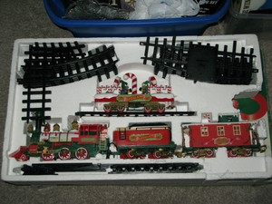santaland musical holiday train set