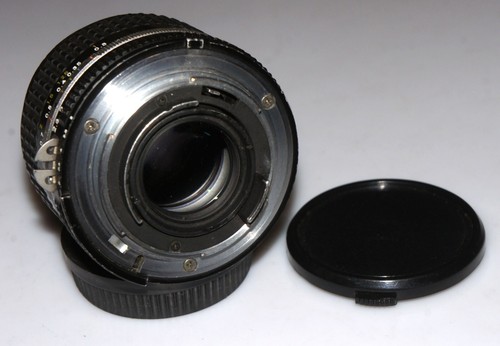 RARE MF Nikon Nikkor 24 mm F/2.0 Ai Wide Angle Lens for Nikon SLR cameras EXC! - Picture 5 of 6