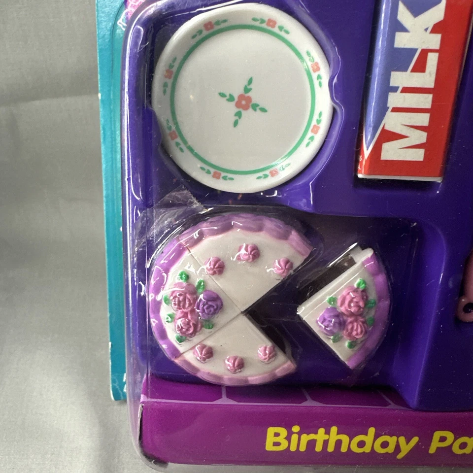 TYCO Barbie Clone Kitchen Little Birthday Party Set NIB Made For Barbie & Clones - Image 2 of 4