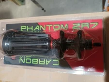 Xtreme Hardcore Phantom ZR7 Stabilizer Black Carbon/Red 7" Bow Stabilizer