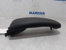 Armlehne Renault Laguna III T 969120047R P6887158