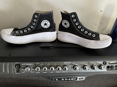 Size 6 - Converse Chuck Taylor All Star Move Platform High 