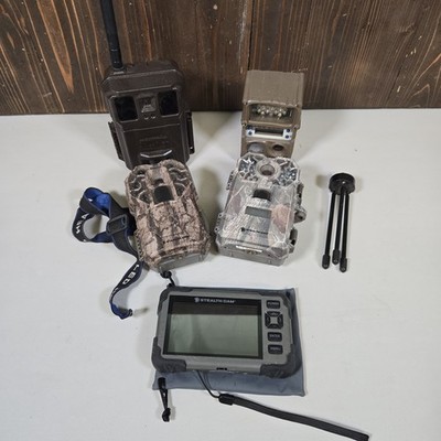 Stealth Cam Trail Cam Lot Plus LCD Viewer And 2 Extra Cameras