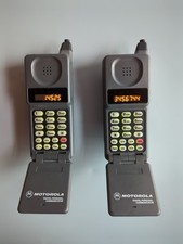  2 Vintage Motorola California Mobile Phone With Charger Working F09HLD8341AG