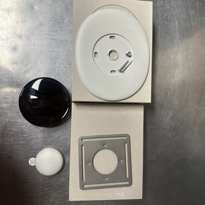 Google Nest Learning Thermostat (4th Gen) w/ Nest Temperature Sensor (2nd Gen)