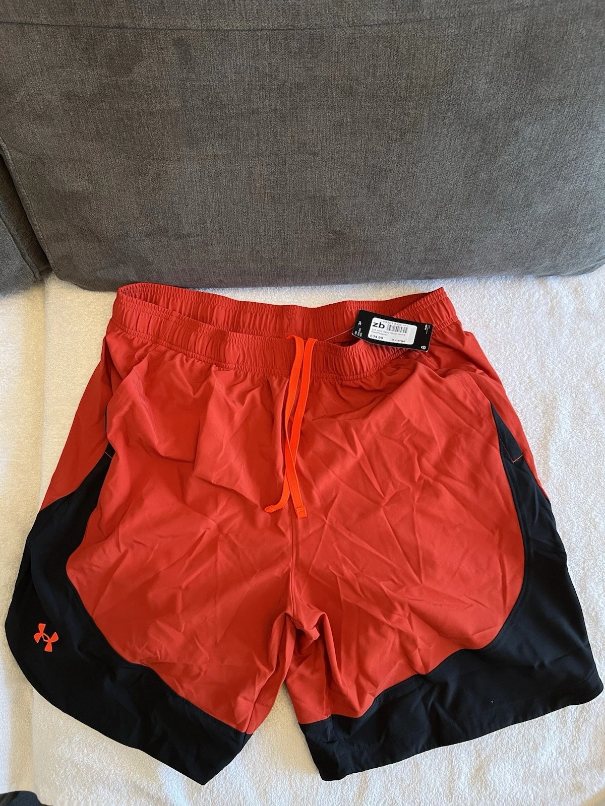 Under Armour Mens Shorts Red XL New Loose Fit - RRP £35 Polyester - Trusted