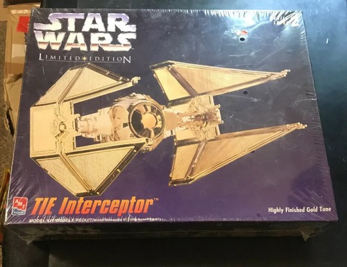 Vintage AMT Star Wars Limited Edition GOLD Tone TIE INTERCEPTOR New Sealed 1995 - Picture 1 of 3