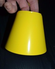 Abat jour ancien tulipe LITA aluminium laqué rouge ou jaune - Autres possible.