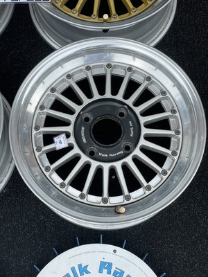 Volk Racing Artisan Spirit Aero Fan Turbo ae86 15x6.5 4x114.3