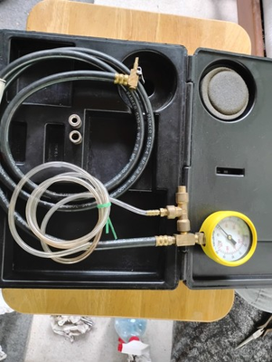 #ad Snap On MT 337B Fuel Injection Pressure Tester Kit In Like New Cond. With Case $149.95