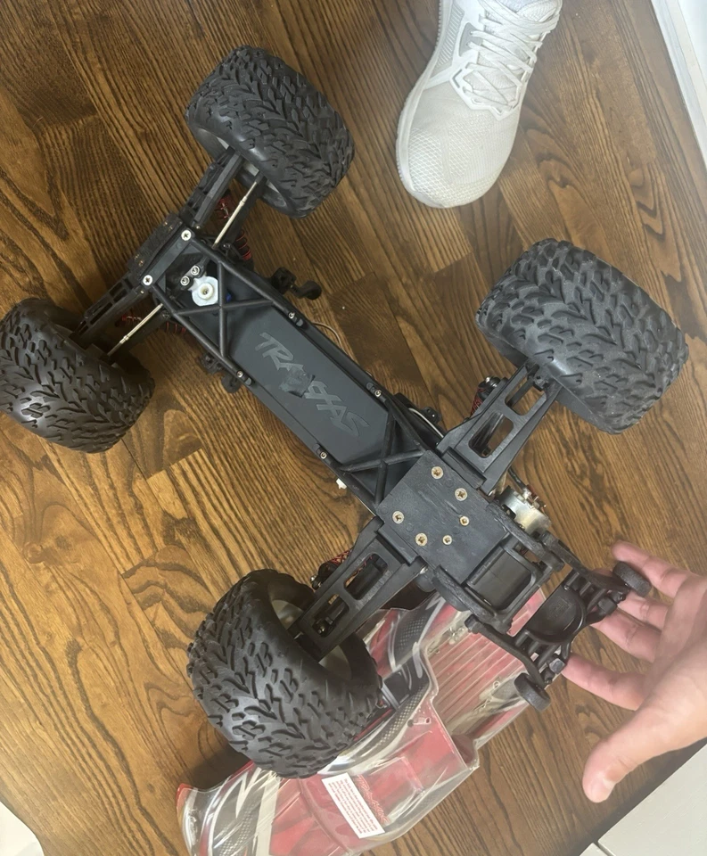 Traxxas Stampede 2WD Brushed with Radio. - Image 4 of 4