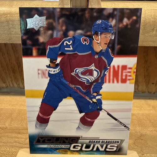 2022-23 Upper Deck Young Guns Oskar Olausson #712 rookie card