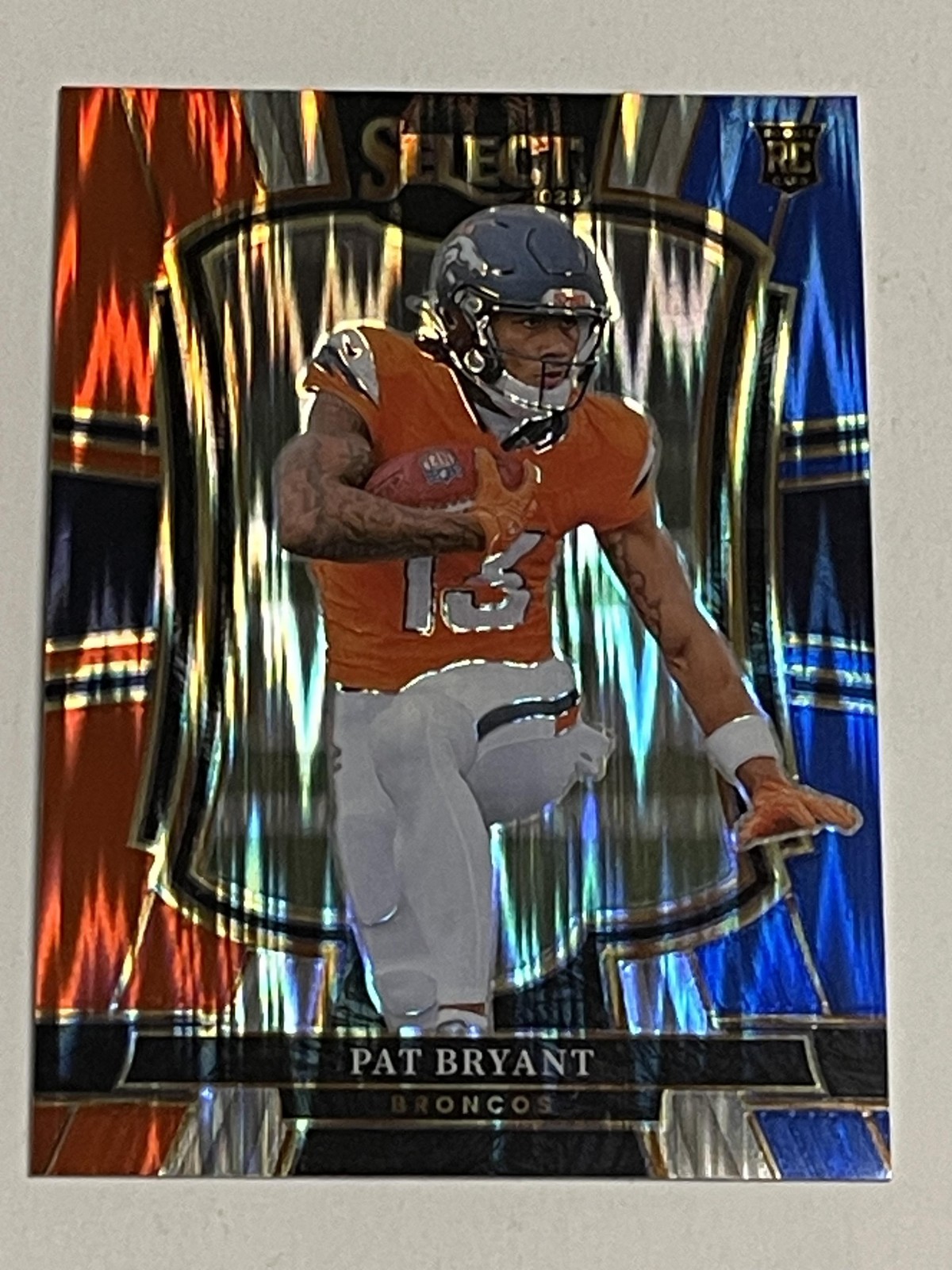 Pat Bryant 2025 Panini Select #112 Red and Blue Prizm Shock Denver Broncos