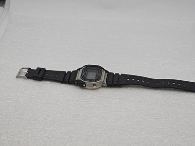 Casio DW-5600 (901) RARE VINTAGE G-SHOCK  - New Battery Casio DW-5600 (901) RARE VINTAGE G-SHOCK - New Battery | eBay main image 3