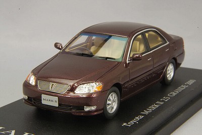 CAM@ 1/43 Toyota Mark II (X110) Grande Bordeaux Mica C43075 Model 