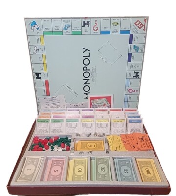 MONOPOLY ボードゲーム Parker Brothers 新品未開封 3 Parker Brothers Monopoly Board Game | Delivery Near Me - Doordash