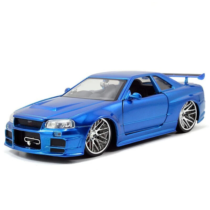 Nissan Skyline (R34) 1:24 ミニカー 1:24 Nissan GTR R34 Skyline Ares Alloy Car Model Diecast Toy