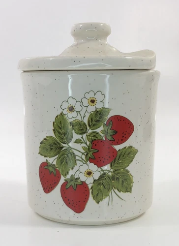 McCoy Pottery Strawberry Jam Jar/Butter Crock 1852 USA Vintage