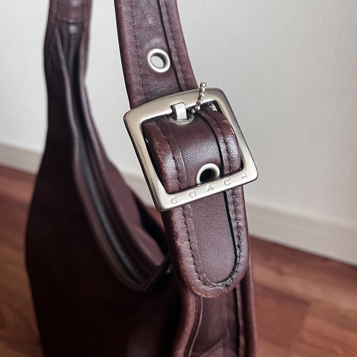 バッグ Vintage Coach Neoprene Ergo Shoulder Bag Vintage Coach Mini Neo Ergo Zip Neoprene & Leather Satchel