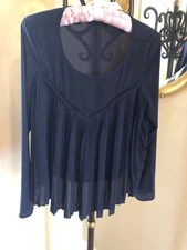 ELODIE Navy Blue Accordion Pleats Long Sleeve Top Sz S