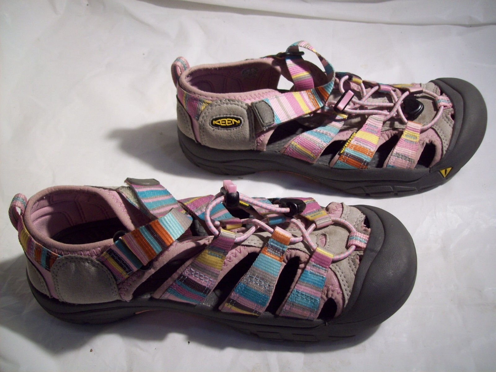 Keen 6 sandali donna misto grigio rosa estate acqua usati in ottime condizioni chiusura a levetta e cinturino