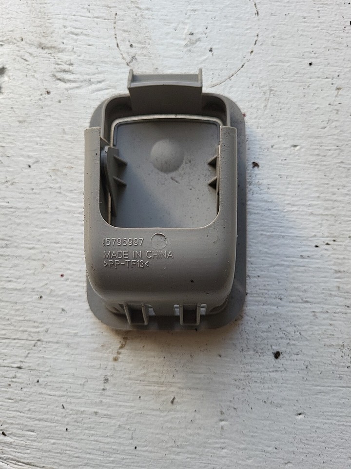 20132017 CADILLAC XTS REAR DECK CHILD SEAT LOWER ANCHOR TRIM COVER CAP