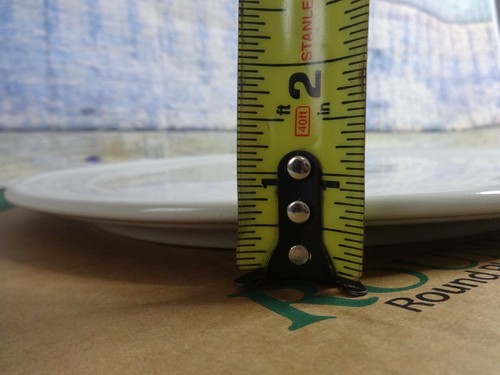 The Pampered Chef New Traditions 13.25" Round Stoneware Platter - 1318 - NEW - Picture 10 of 12
