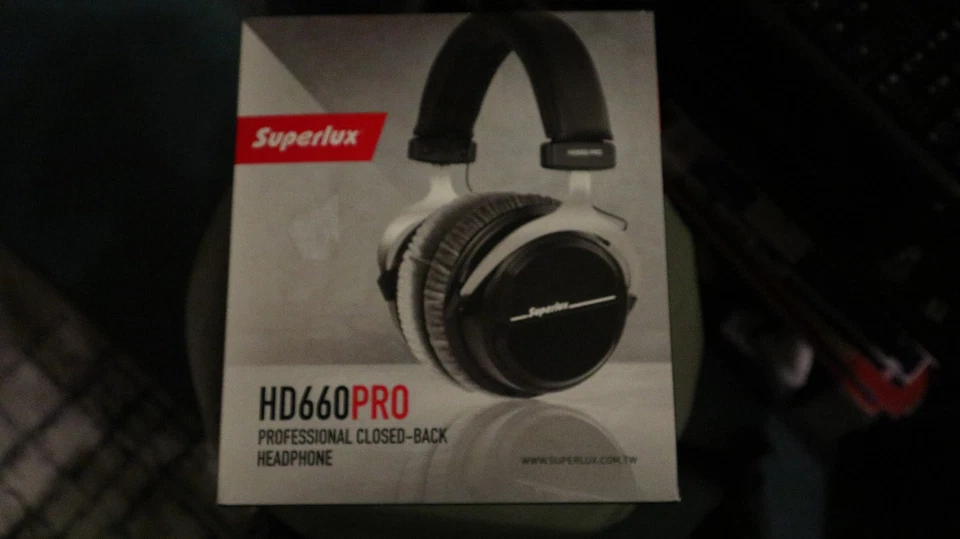 SuperLux HD660 Pro Headphones: 32 & 150ohms NEW UNUSED ITEM - Image 2 of 4