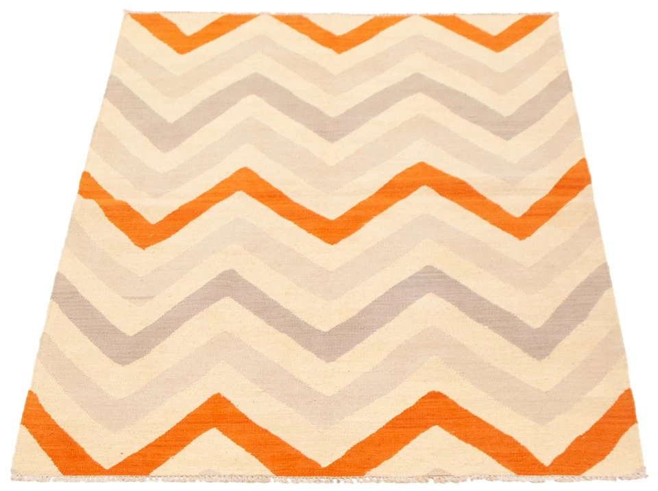 Traditional Vintage Hand Woven Oriental Carpet 4'2" x 6'0" Wool Kilim Area Rug - Image 3 of 4