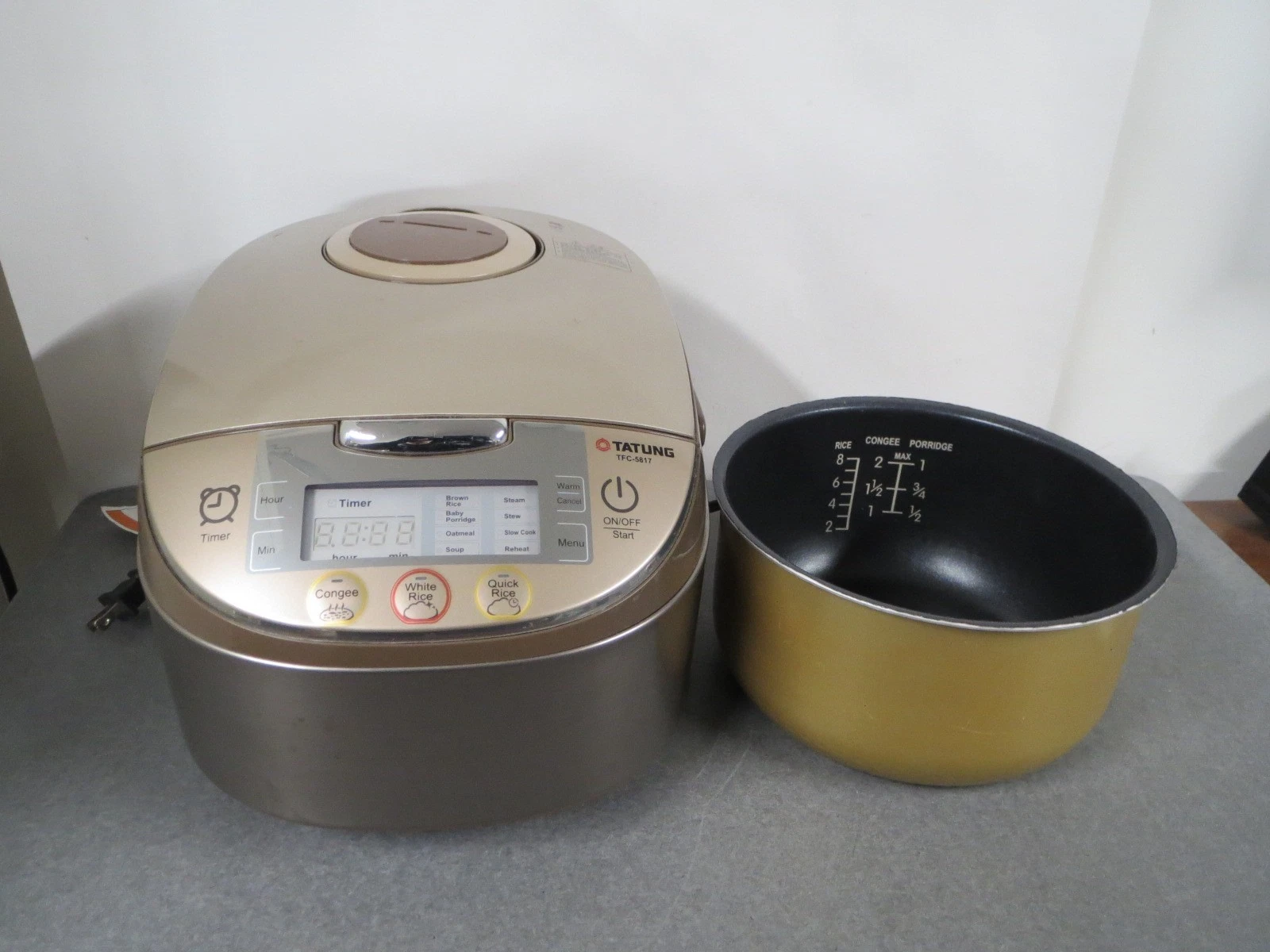 Tatung TFC-5817 Rice Cooker Steamer - TESTED WORKING