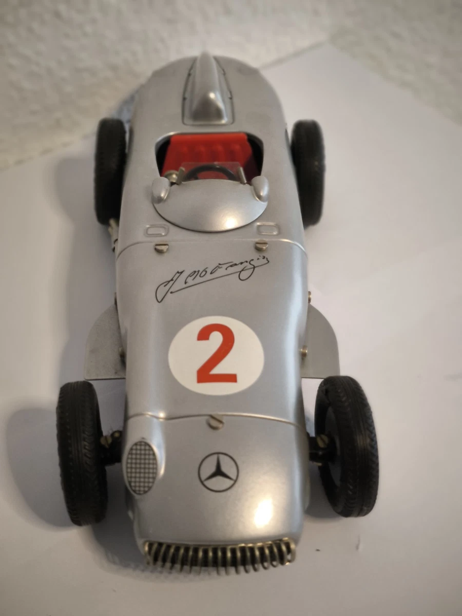 Märklin-Metall 1:16 1102 Mercedes Silberpfeil W 196 mit Zertifikat - B