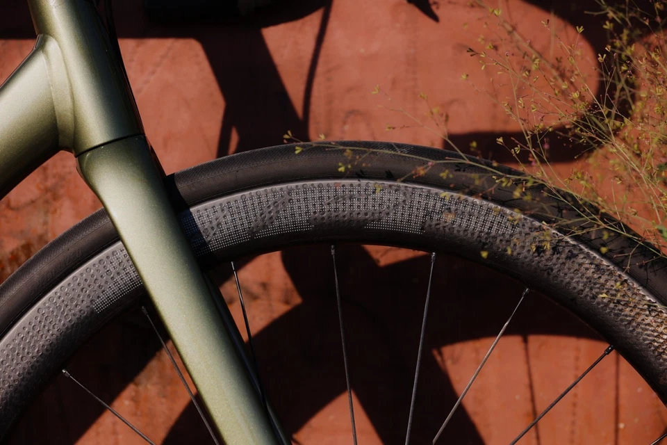 Cannondale CAAD13 62CM Dura-Ace 9150 Di2 Zipp 303 NSW Onyx Hubs FOR TALL RIDERS - Image 4 of 4