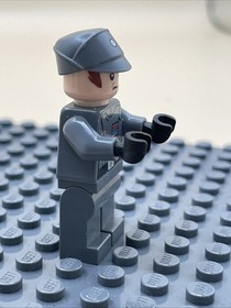 Lego Imperial Officer 75055 Captain - Commander Star Wars Minifigure