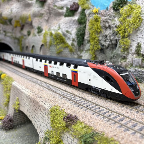 Train RABe 502 221-0, à 2 étages, 8 éléments, SBB CFF FFS, Ep. VI - ROCO 7700000 | Condition: Neuf