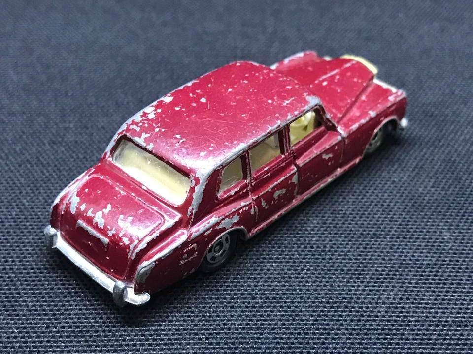 Tomica Rolls Royce Phantom coleccionable escala 1:78 Foto 4 de 4