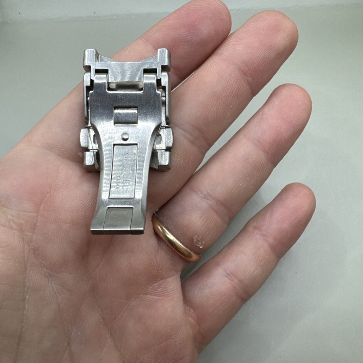 Oakley GMT/Judge Gunmetal Replacement Clasp | eBay display picture 3
