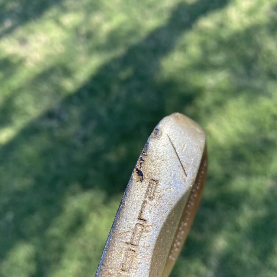 Cobra Trusty Rusty 57* 楔形 LH 35 英寸 DG 钢质杆身硬度 36 — 第 3/4 张图片