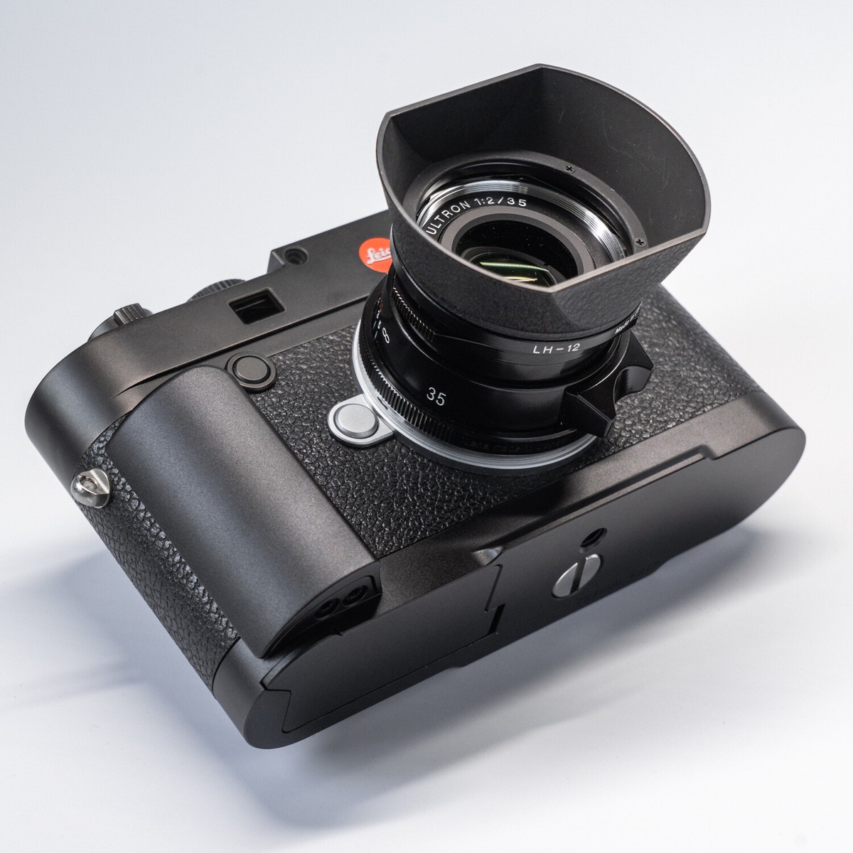 LeicaM10 木製グリップ 買ったモノ】Leica M10用グリップに合わせる『J.B. Camera