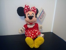 DISNEY Store MINNIE BeanBAG New with Tag