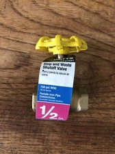 Watts 1/2 LFST Brass Stop Valve 150 PSI WOG Female Iron Pipe Connections