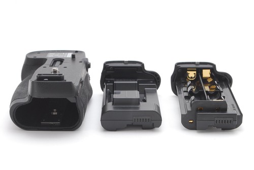 【NEUF】Batterie multipuissance Nikon MB-D18 pour D850 (110-k274) - Photo 4 sur 8