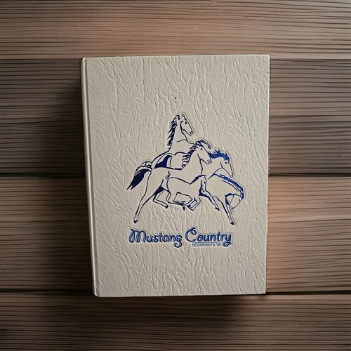 1996 Kingwood high School Yearbook Kingwood TX Mustang Country Hoofprints Vol 17 - Picture 1 of 6