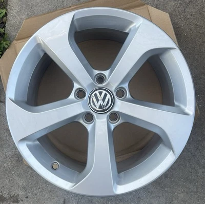 Original VW Golf 7 GTI VII Brooklyn 7,5x17 ET 49 5G0601025BG Alufelge Felge 17 - Bild 1 von 3