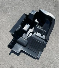 R52-6028 Genuine Paccar Liner Assy Fender RH/S OEM - New