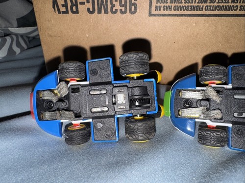Carrera, go! Mario Kart Replacement Mario and Luigi 1:43 Slot Cars - Picture 6 of 7