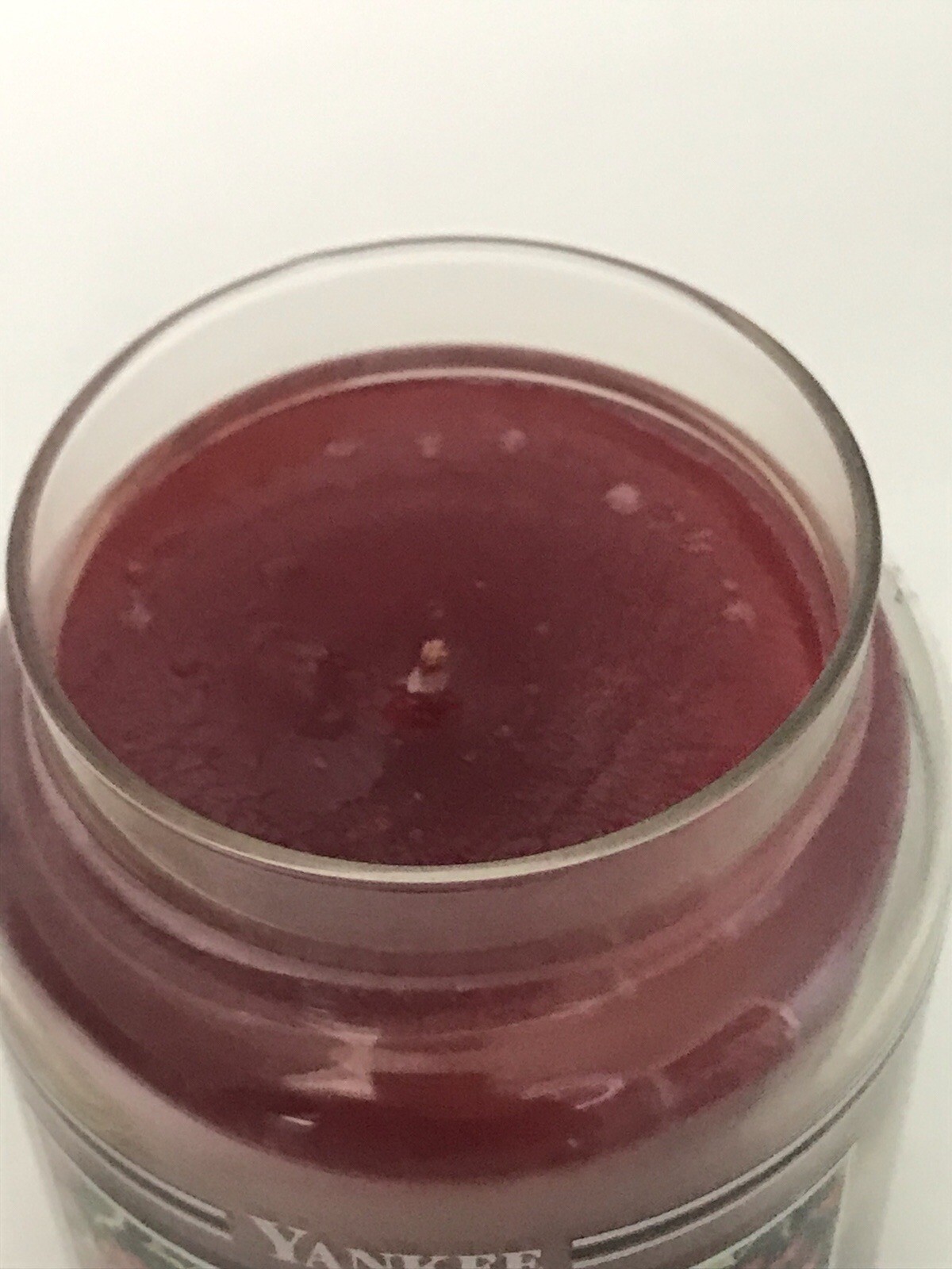 NEW Yankee Candle Hollyberry 22 oz Large Jar Black Label Rare Red HTF