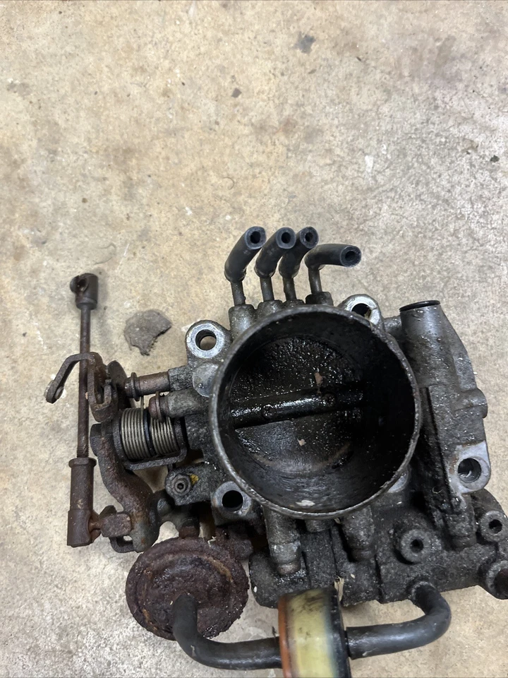 Carrocería del acelerador del motor Toyota MR2 1987-1989 4AGE FABRICANTE DE EQUIPOS ORIGINALES PROBADO EN FUNCIONAMIENTO 22230-16041 Foto 4 de 4