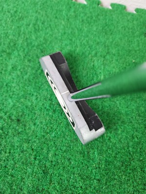 A Vintage Wilson Harmonised 001 Contoured Hollow back Blade R/H Putter A Vintage Wilson Harmonised 001 Contoured Hollow back Blade R/H Putter