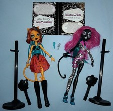 2er Set Monster High Puppen Toralei Stripe & Catty Noir Fierce Rockers DJB91