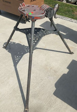 RIDGID 450 TRISTAND Portable Folding Pipe Vise Stand 1/8 -5" Capacity Heavy Duty